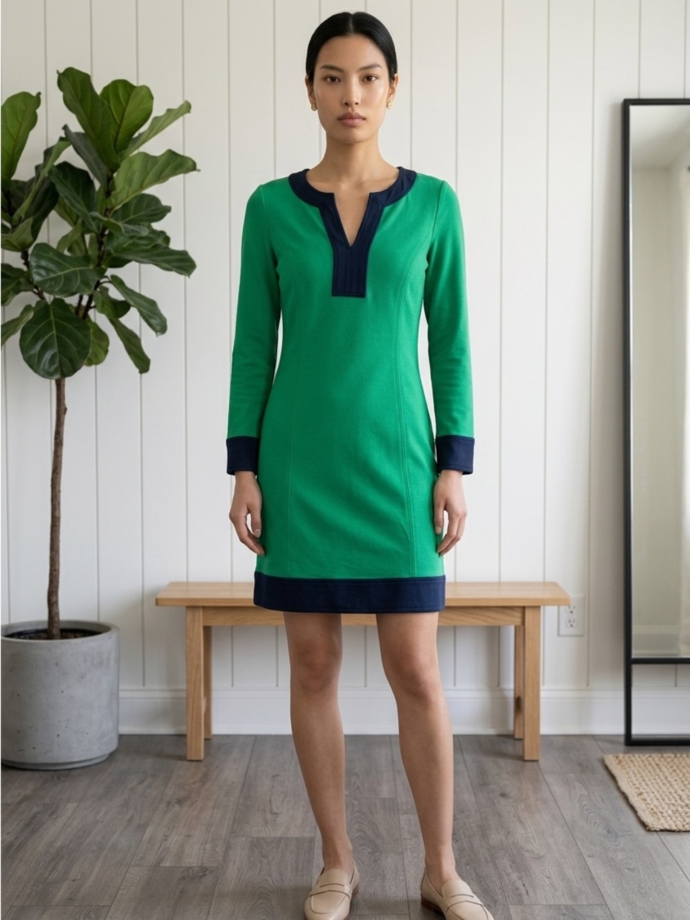 Vineyard Vines Green Mini Dress with Navy Trim